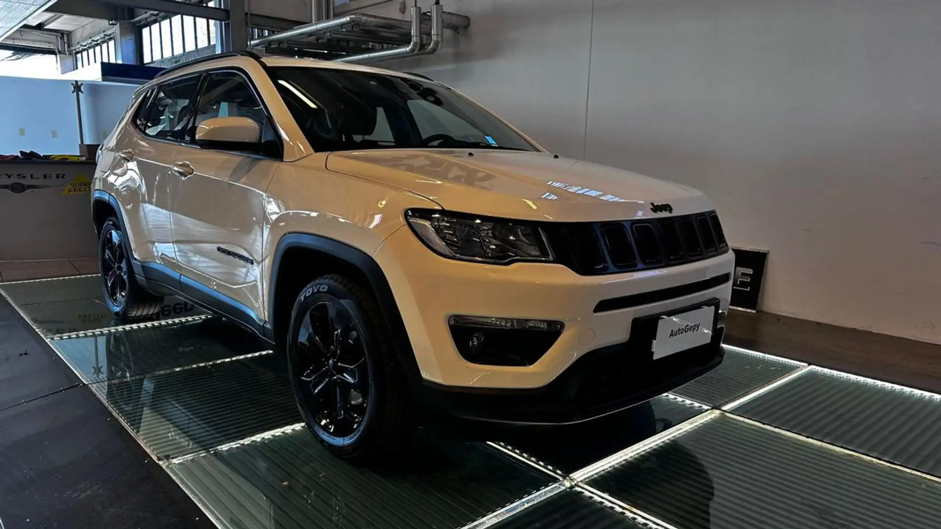 Jeep Compass 1.6 Multijet II 2WD Night Eagle Bianco - 1