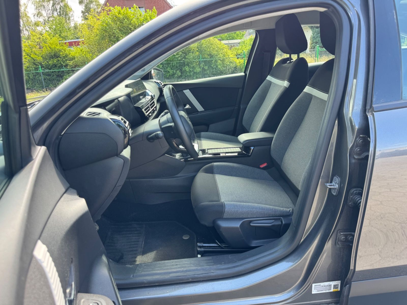 Citroen C4 Lim. 1.2 Feel *Full-LED*Guter Zustand*wenigKM — photo 10