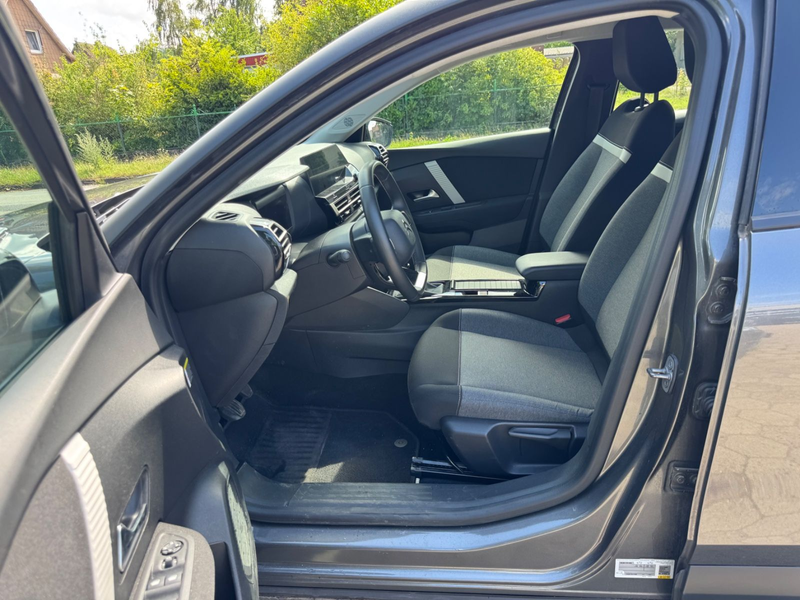 Citroen C4 Lim. 1.2 Feel *Full-LED*Guter Zustand*wenigKM — photo 11