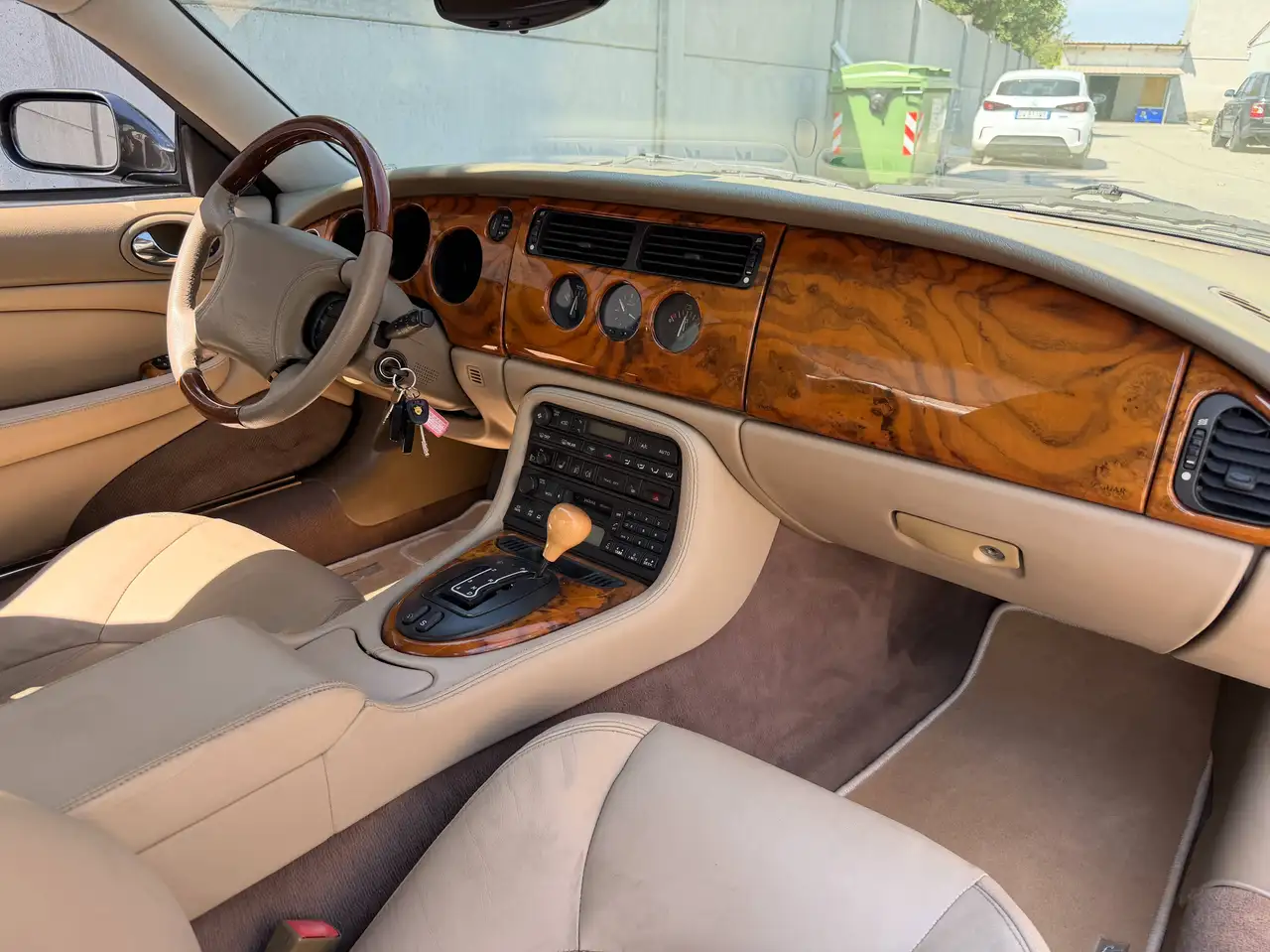 Jaguar XKR I 1996 Coupe 4.0 ASI, foto 9