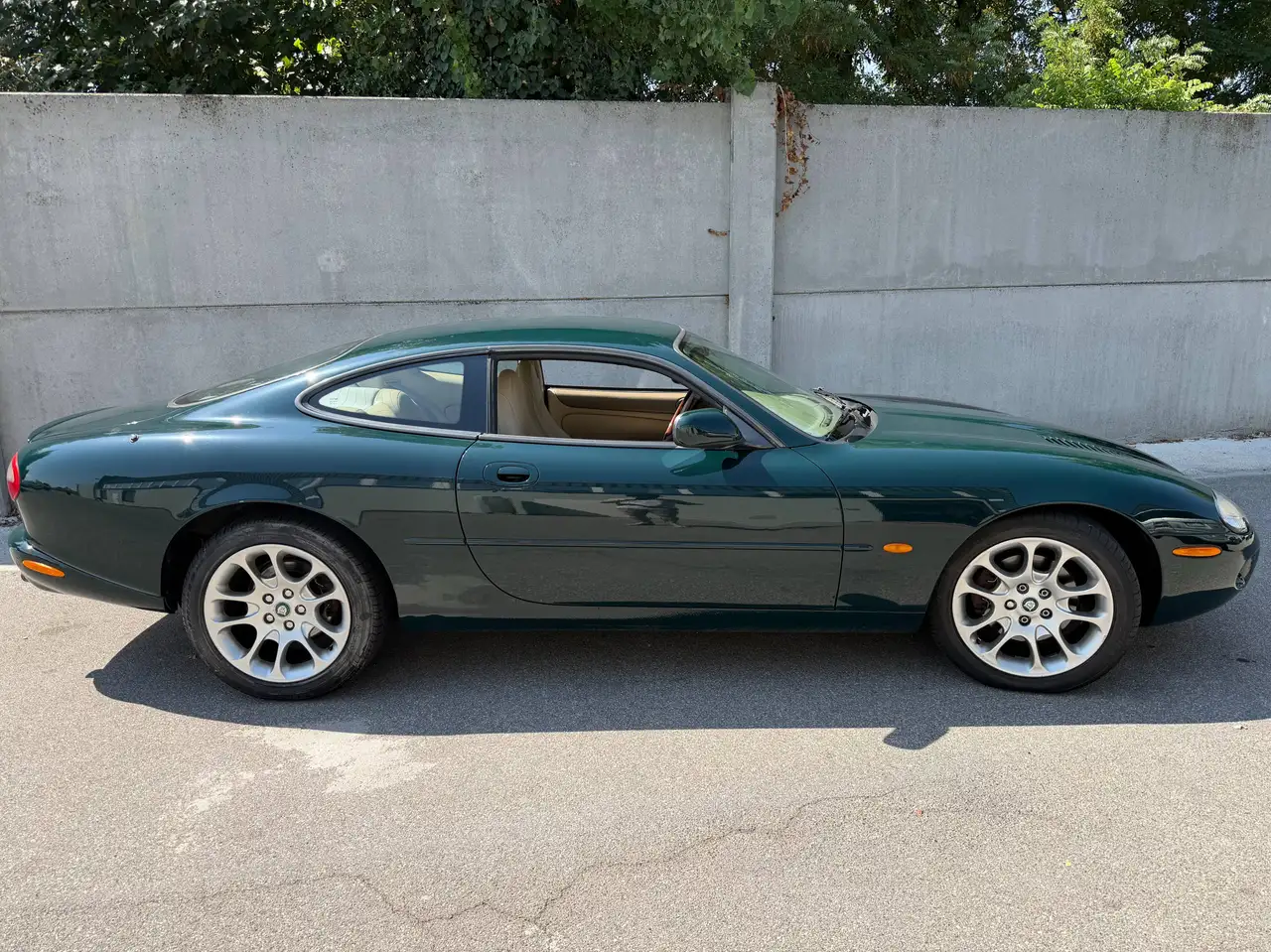 Jaguar XKR I 1996 Coupe 4.0 ASI, foto 2