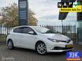 Toyota Auris 1.8 Hybrid Executive| Leer | Camera | Bluetooth Blanc - thumbnail 1