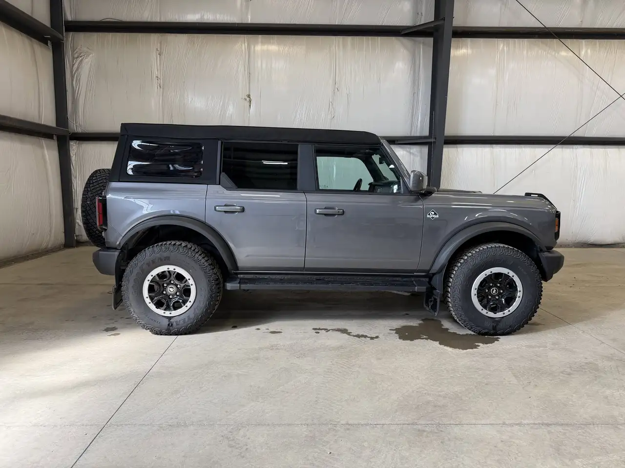Ford Bronco снимка Ford Bronco