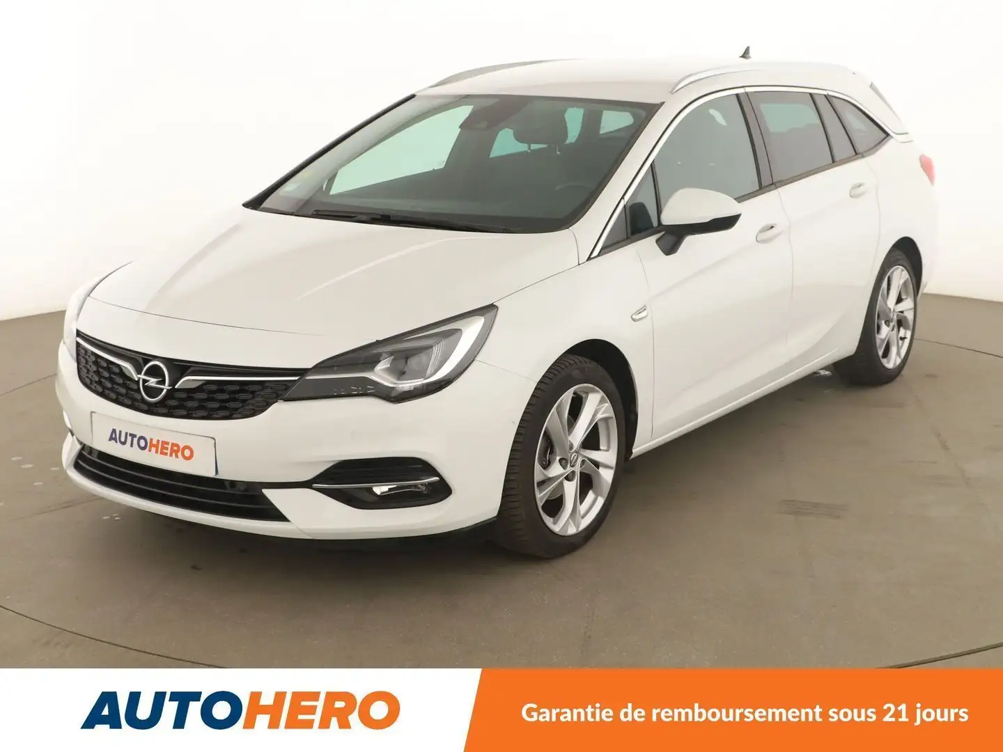 Opel Astra Sports Tourer 1.5 Diesel Blanc - 1