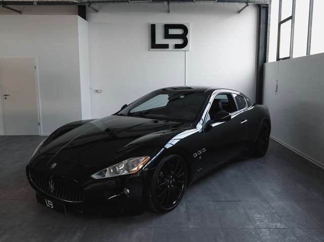 Imagine Maserati GranTurismo GranTurismo S *Bose*Alcantara*Memory*