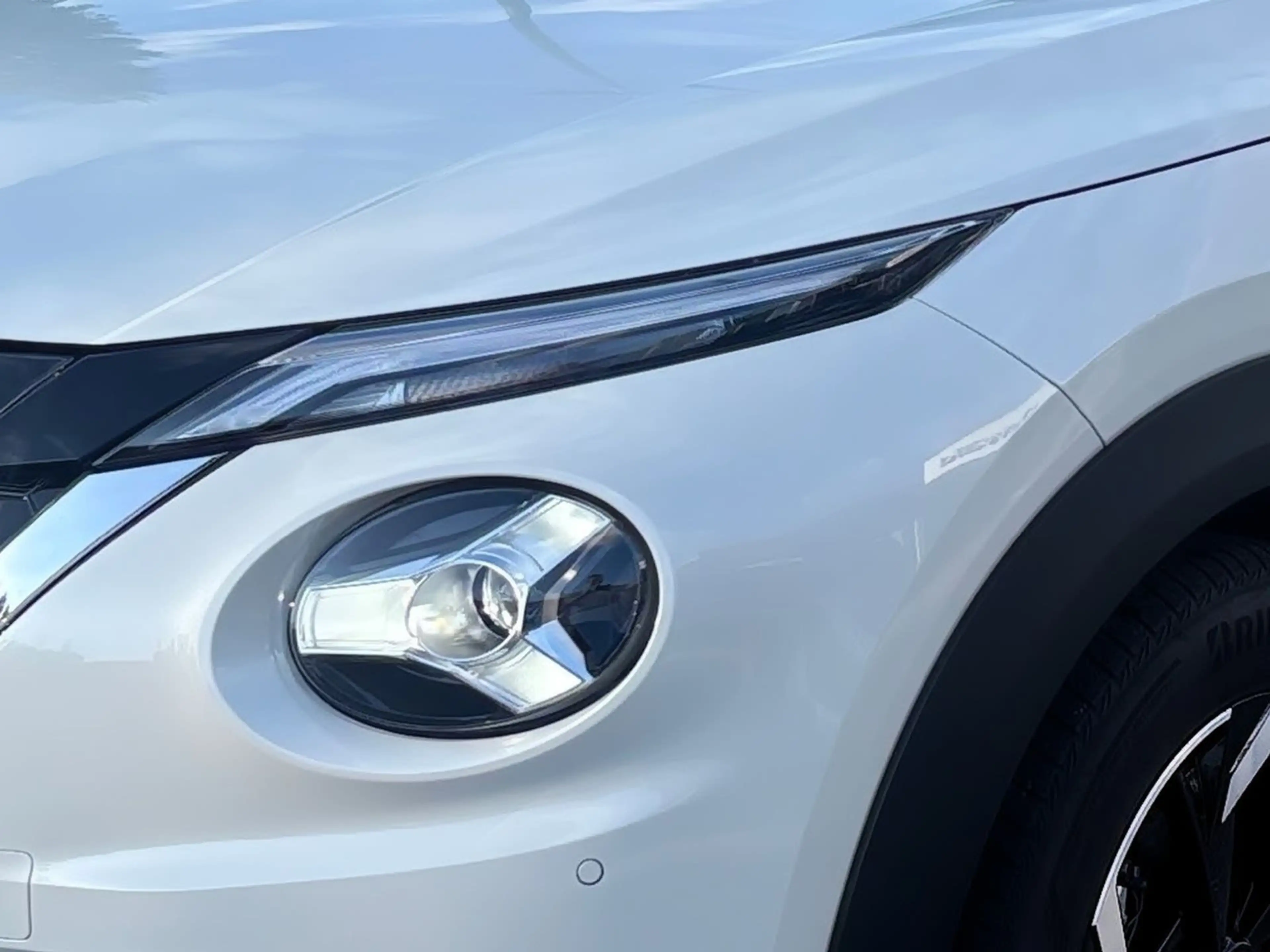 Nissan Juke 1.6 Hybrid 4AMT Automatik N-Connecta — photo 5