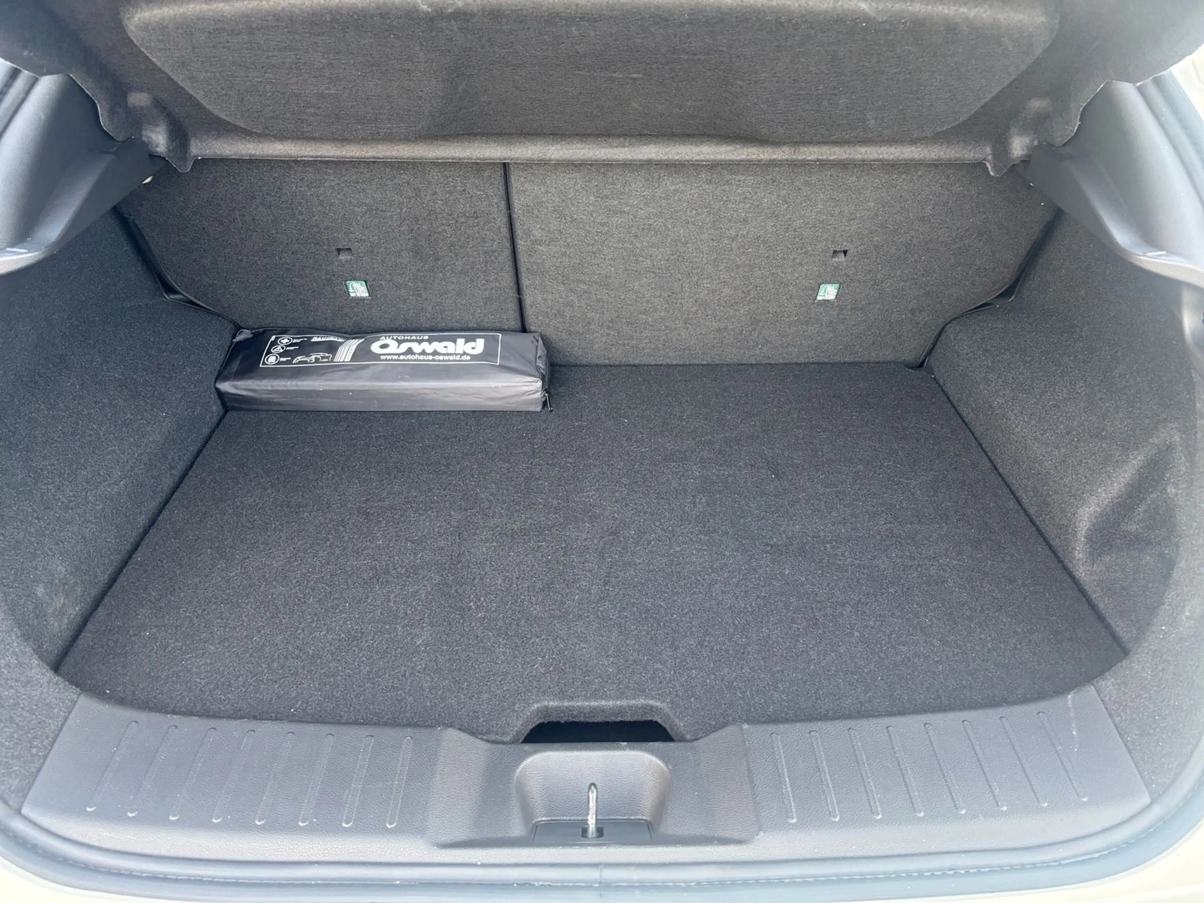 Nissan Juke 1.6 Hybrid 4AMT Automatik N-Connecta — photo 12