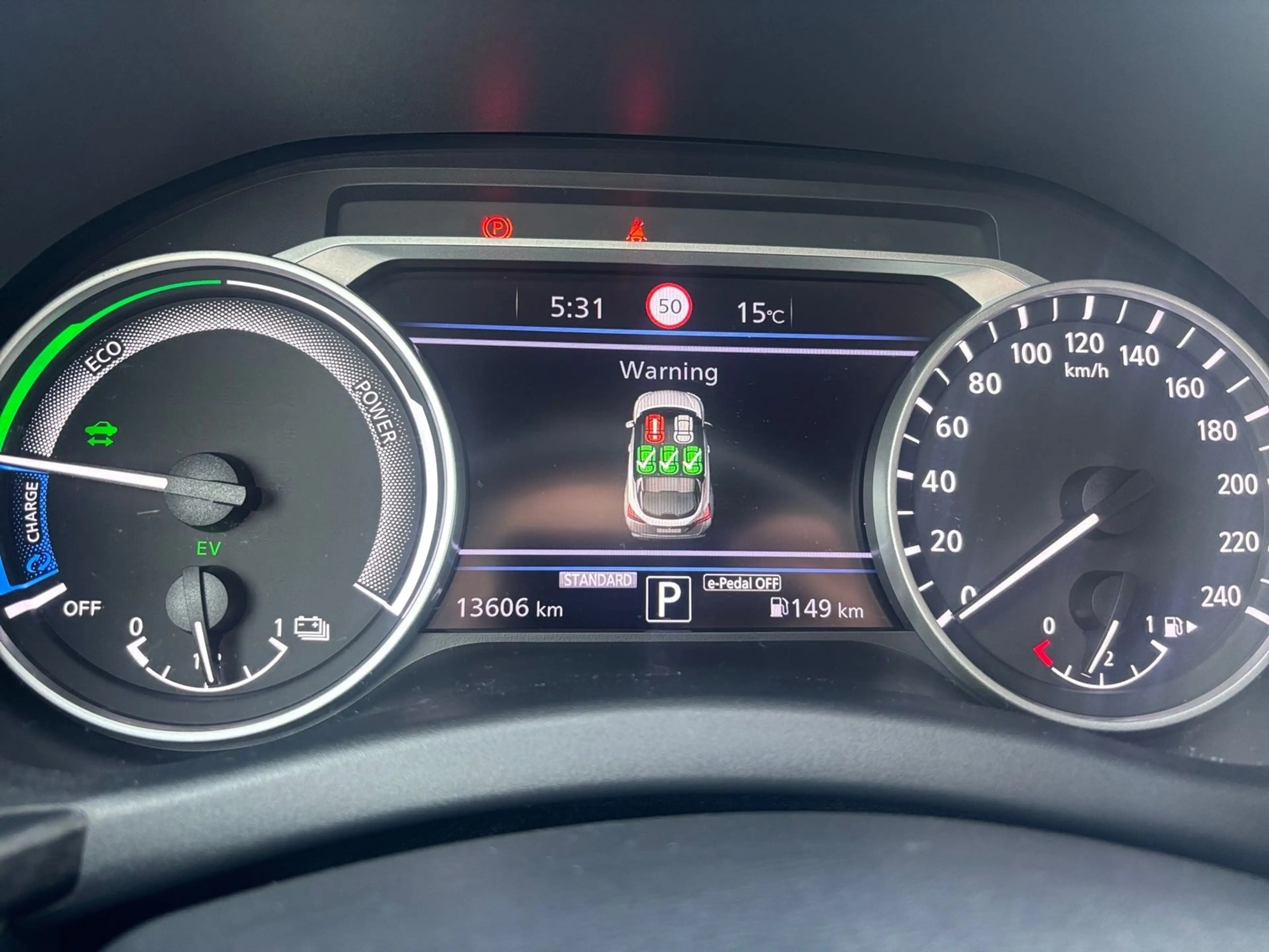 Nissan Juke 1.6 Hybrid 4AMT Automatik N-Connecta — photo 13