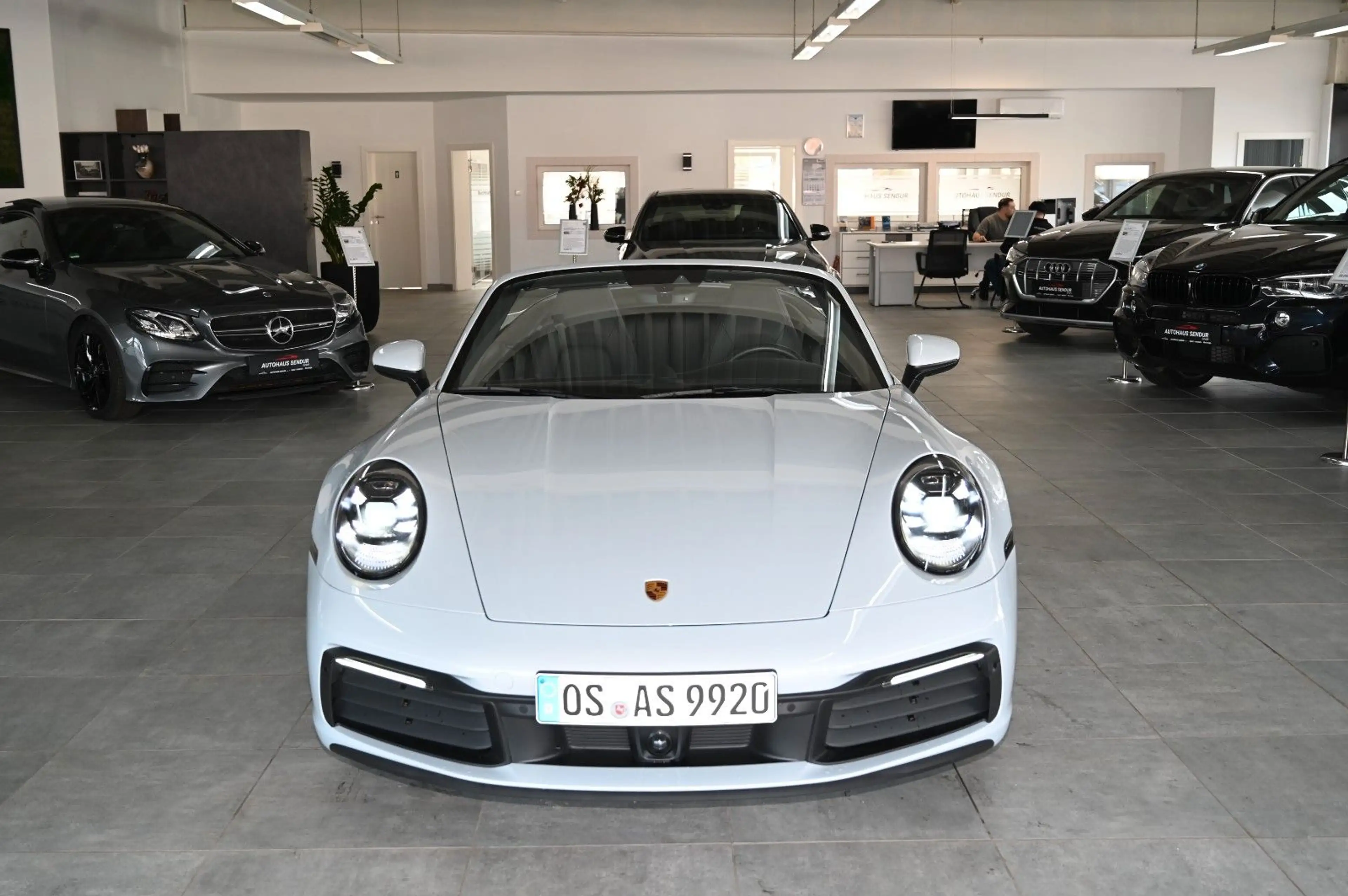 Porsche 992 911 Carrera 4S Cabriolet/ LIFT/CHRONO/HA-LENKUNG — photo 10
