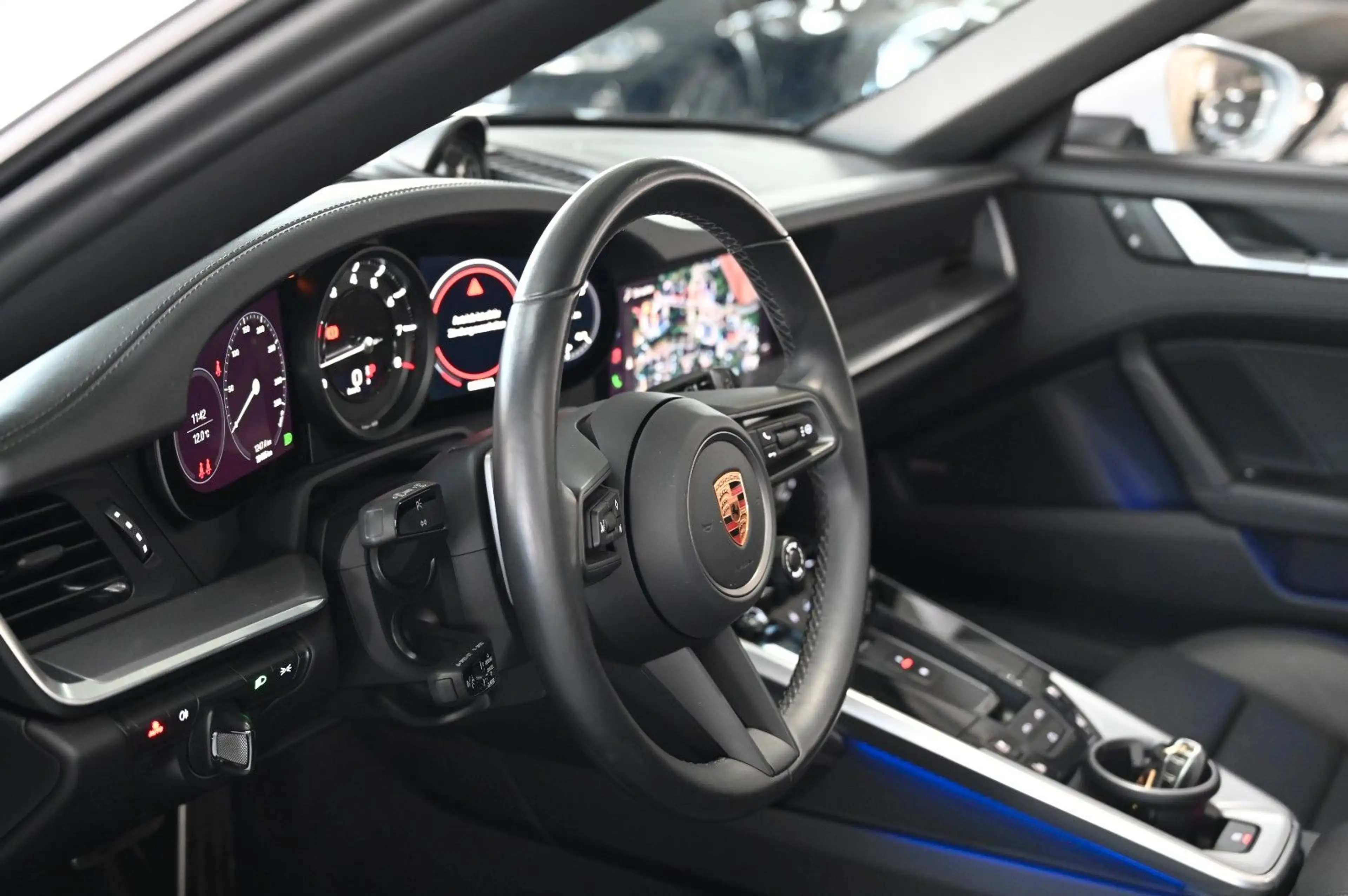 Porsche 992 911 Carrera 4S Cabriolet/ LIFT/CHRONO/HA-LENKUNG — photo 13