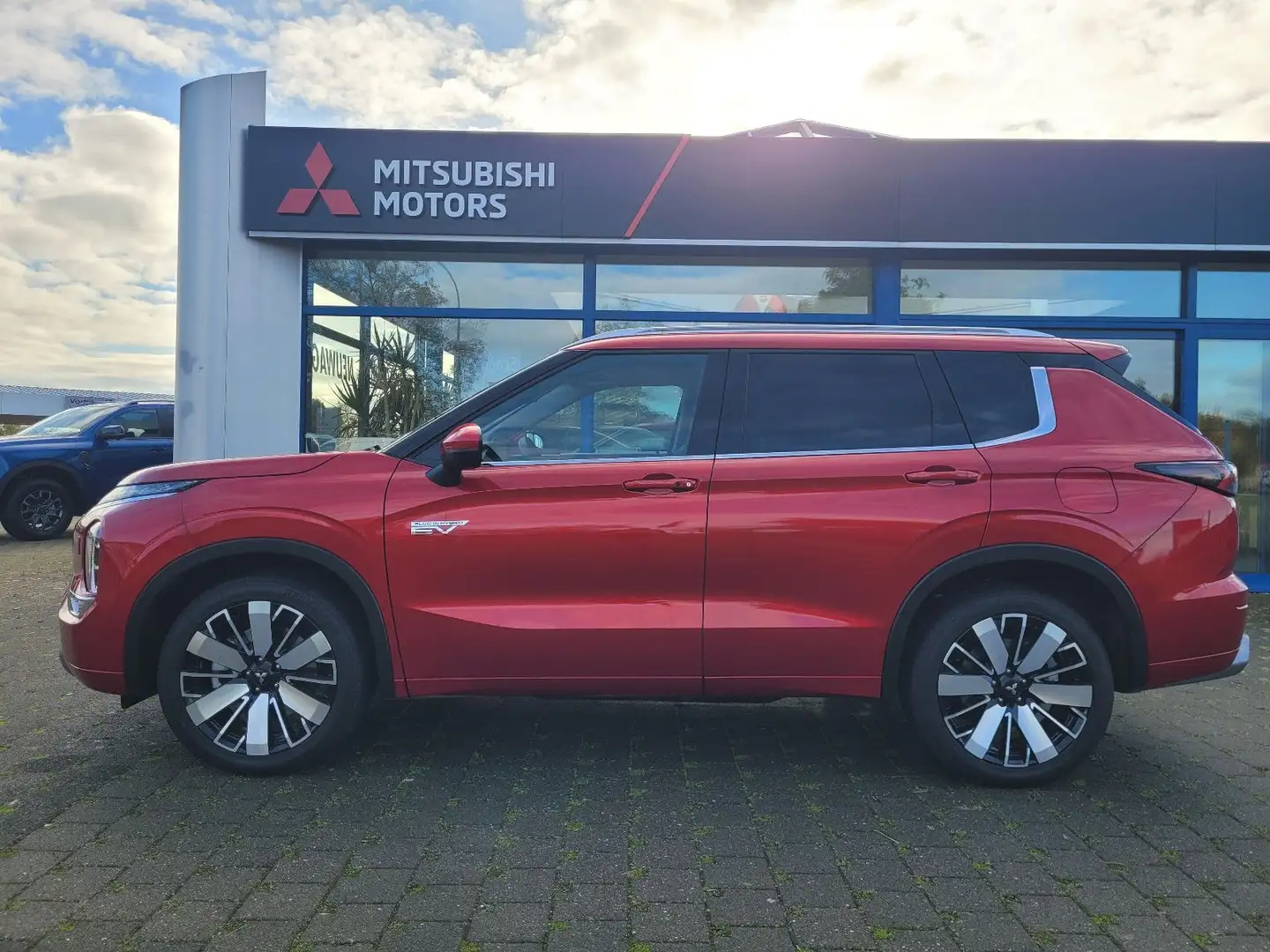 Mitsubishi Outlander 2.4 PHEV 100kW S-AWC Top Rot - 2