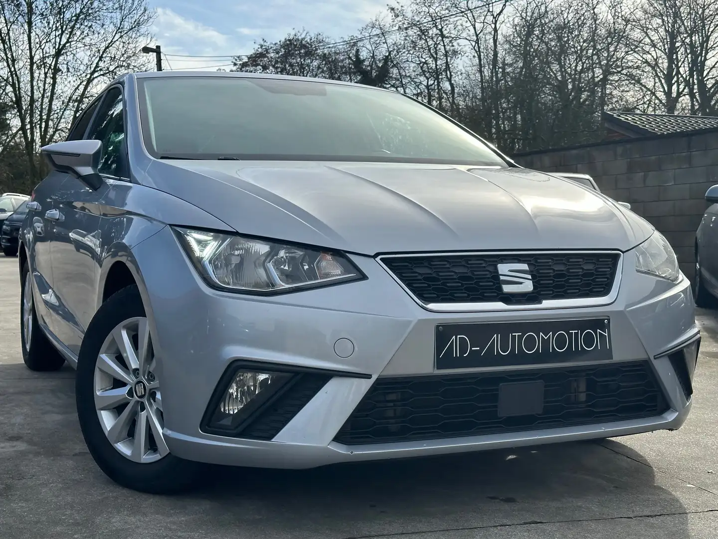 SEAT Ibiza 1.6 CR TDI*1ER MAIN*EU6c*SHOW-ROOM*CARNET FULL! Grijs - 2