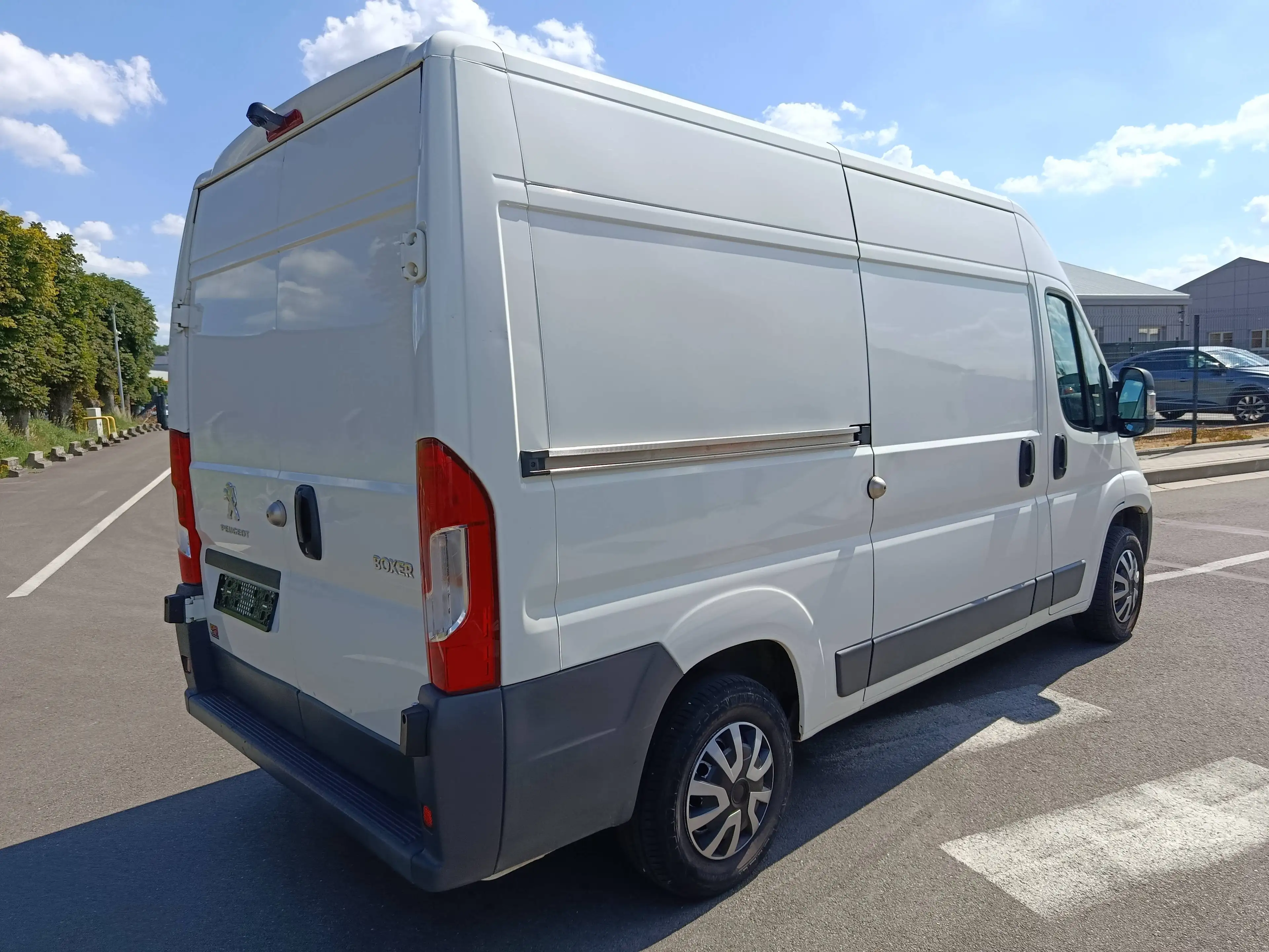 Peugeot Boxer 2.2 HDi L2H2 Pack CD-Airco — photo 3