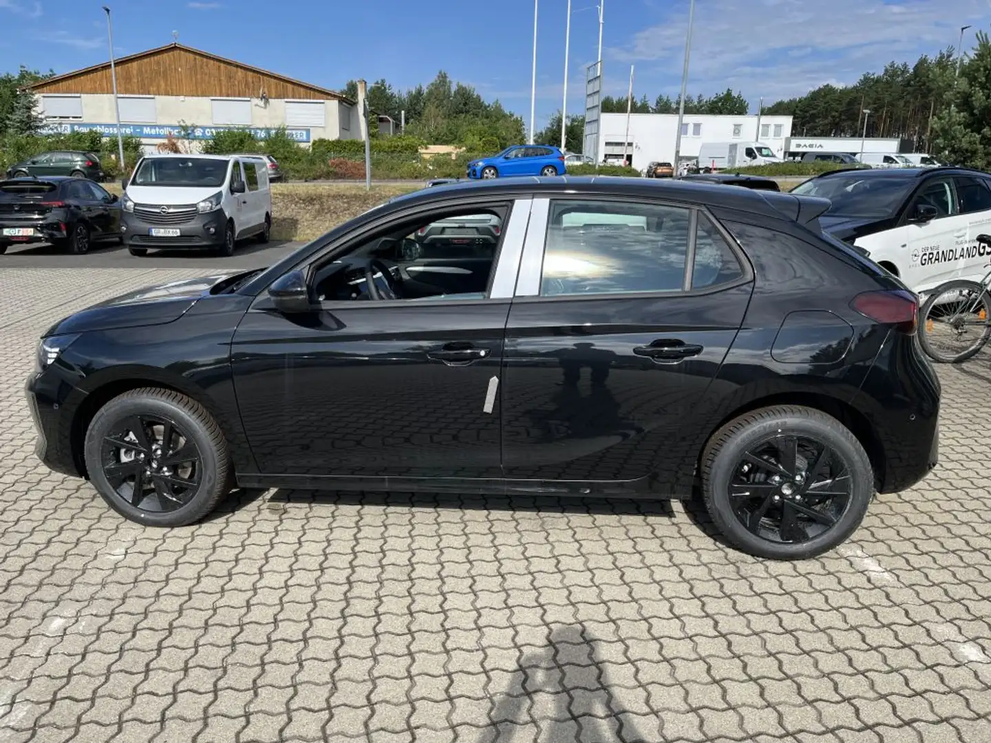 Opel Corsa 1.2 Direct Injection Turbo GS Zwart - 2