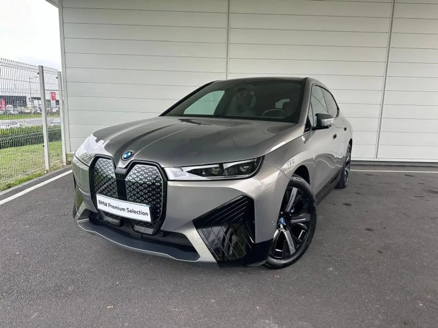 BMW 523 xDrive50 523ch - 1