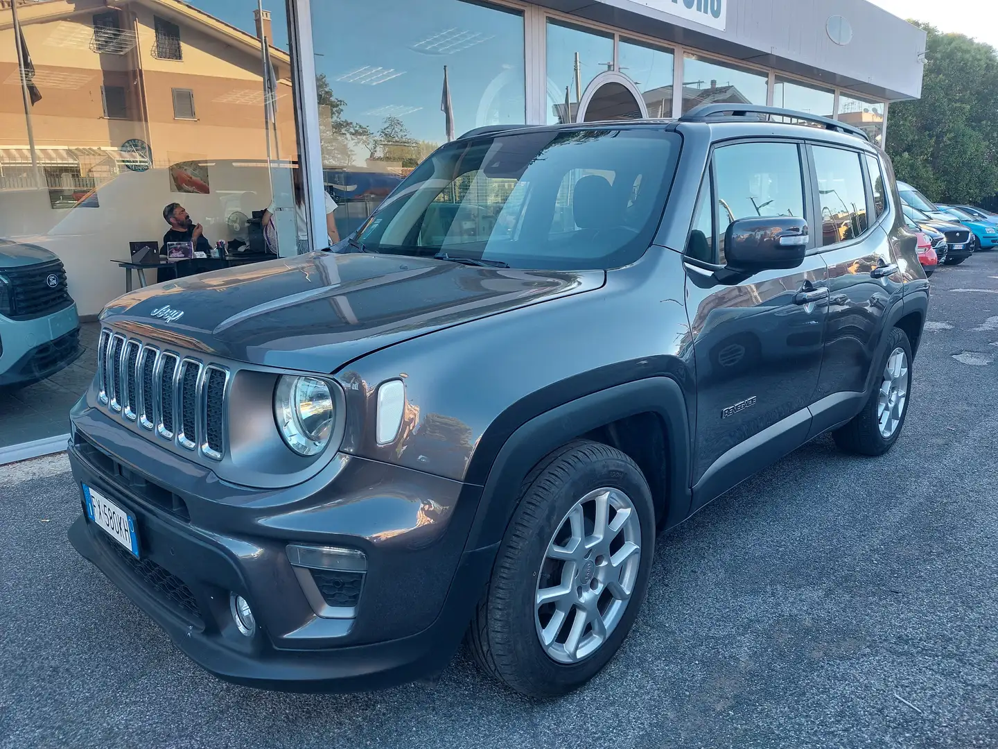 Jeep Renegade Renegade 2019 1.0 t3 Business 2wd Grijs - 1