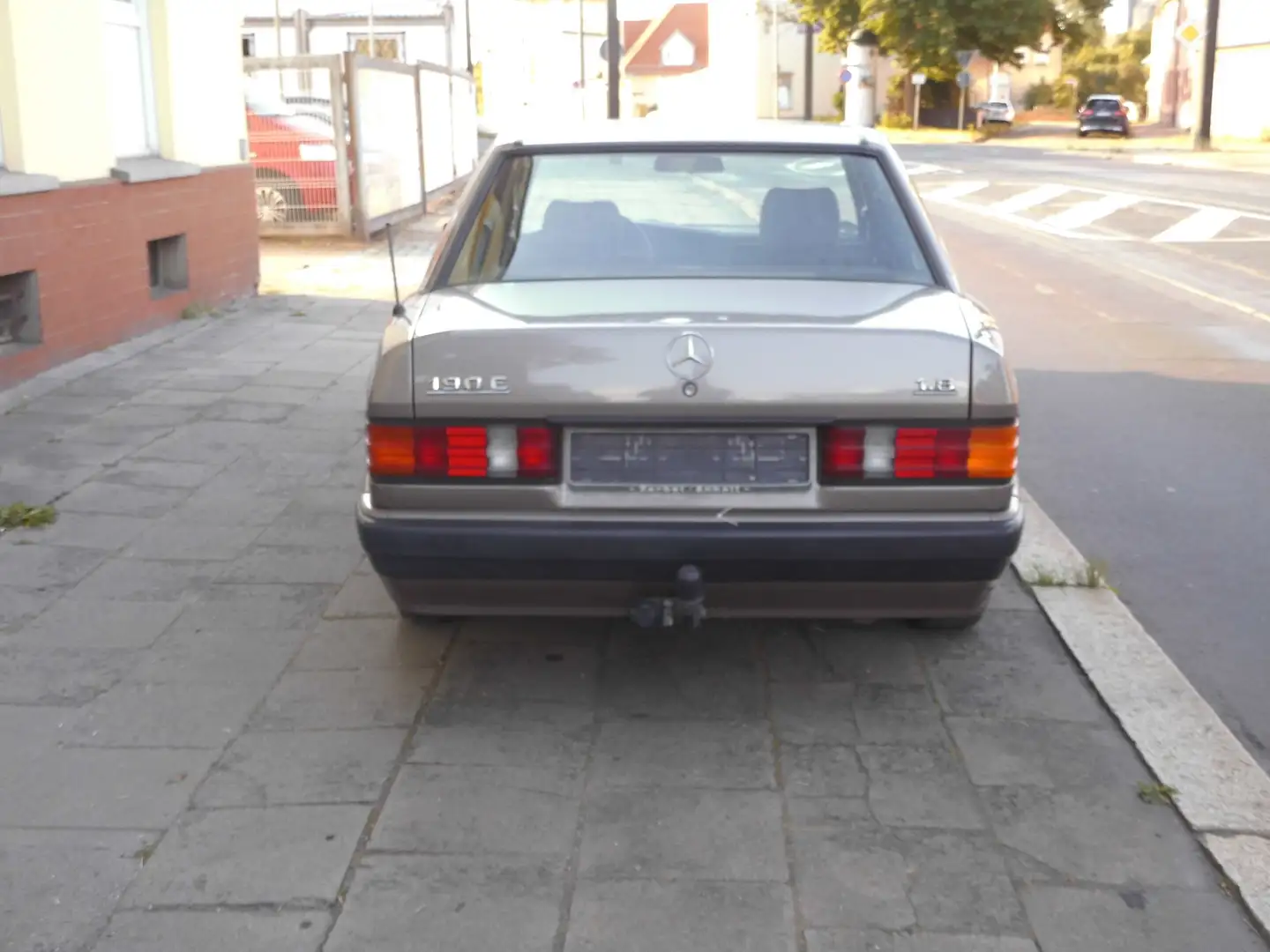 Mercedes-Benz 190 E 1.8 Бронзовий - 2