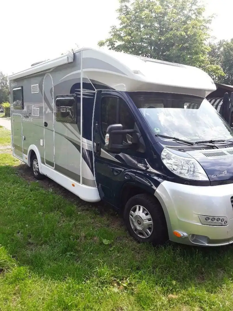 Dethleffs camper globe t4 4persons Wit - 1