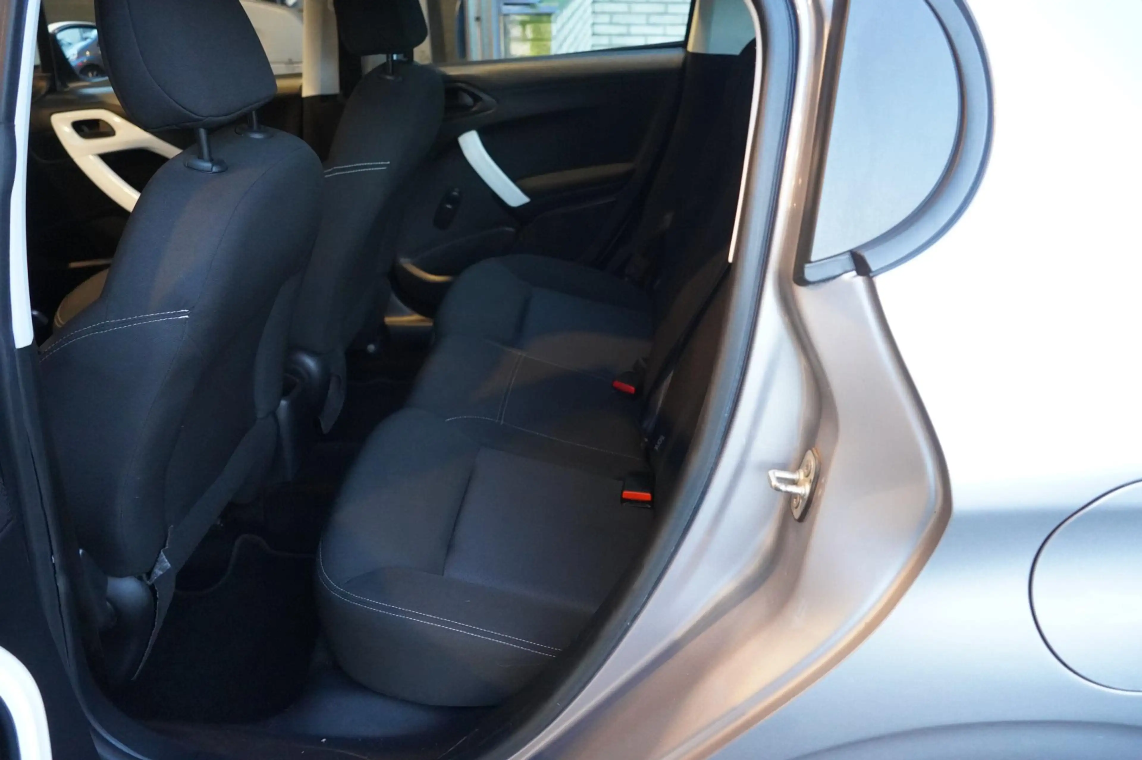 Peugeot 208 1.2 PureTech Like | CRUISE | AIRCO | BLEUTOOTH | E — photo 20