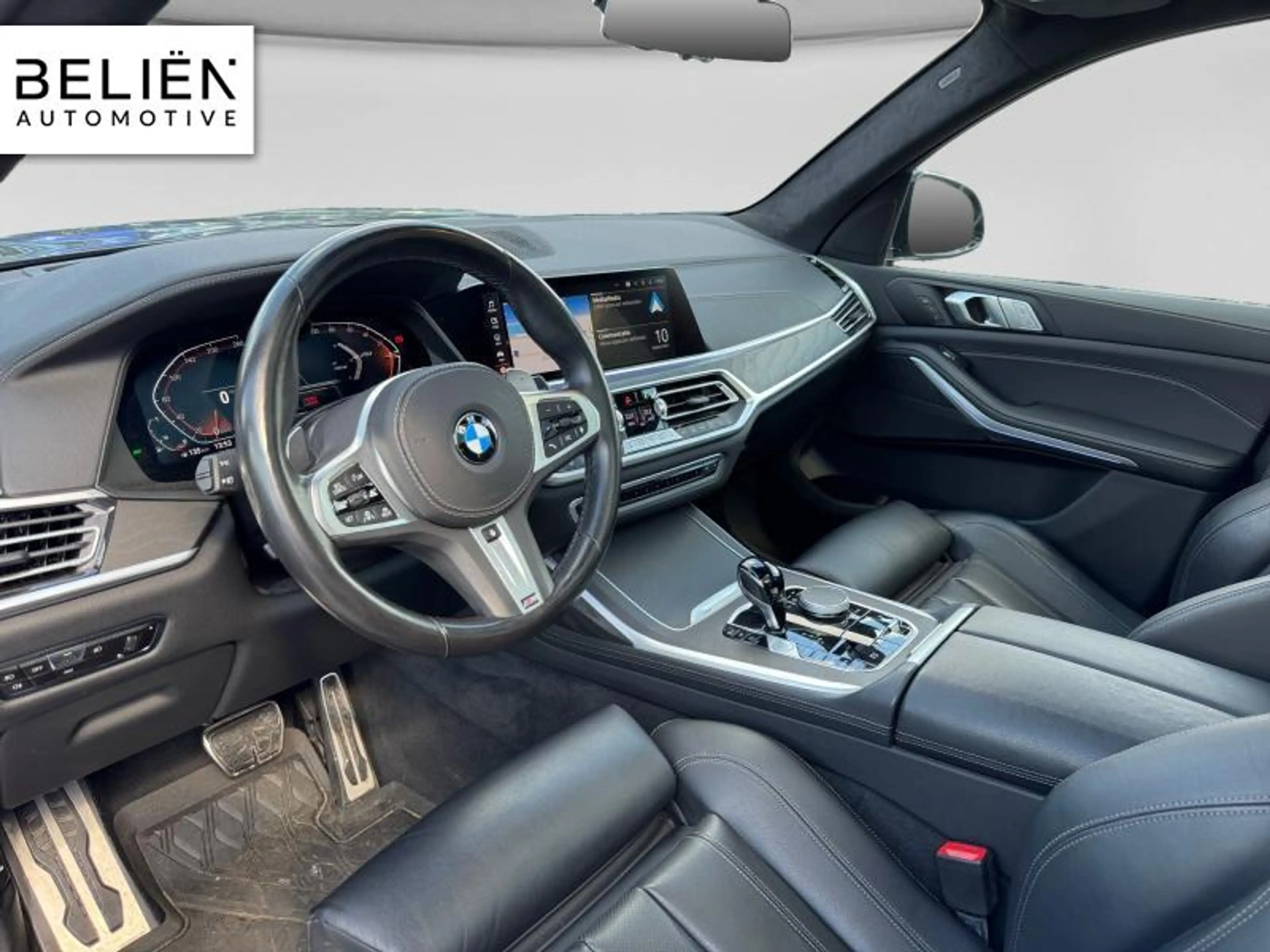 BMW X7 40i xDrive — photo 9