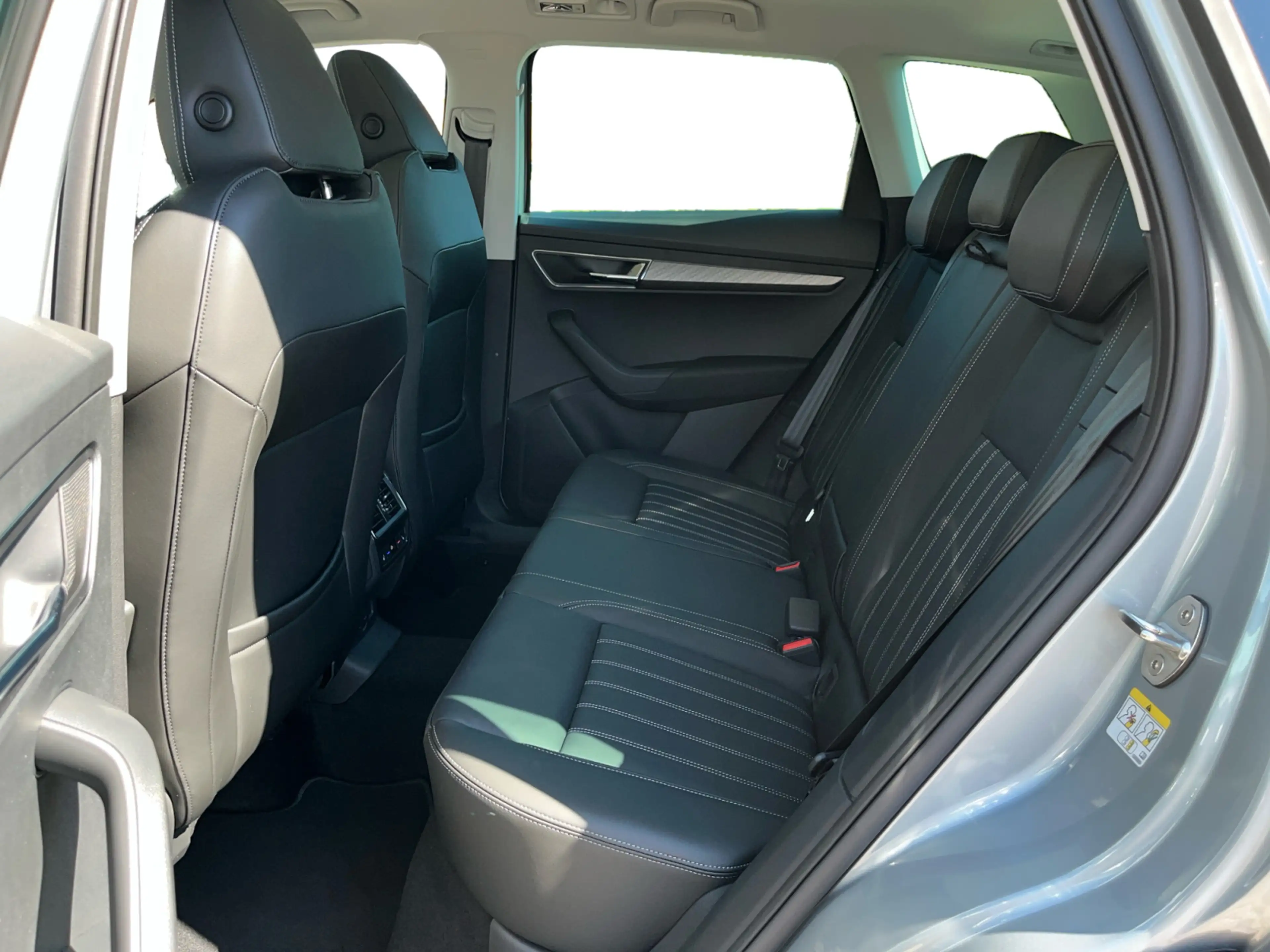 Skoda Karoq Balance 1,5 TSI DSG Navi LED Klimaaut AHK — photo 11