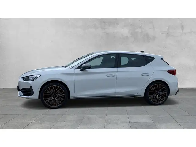 Cupra Leon view 2
