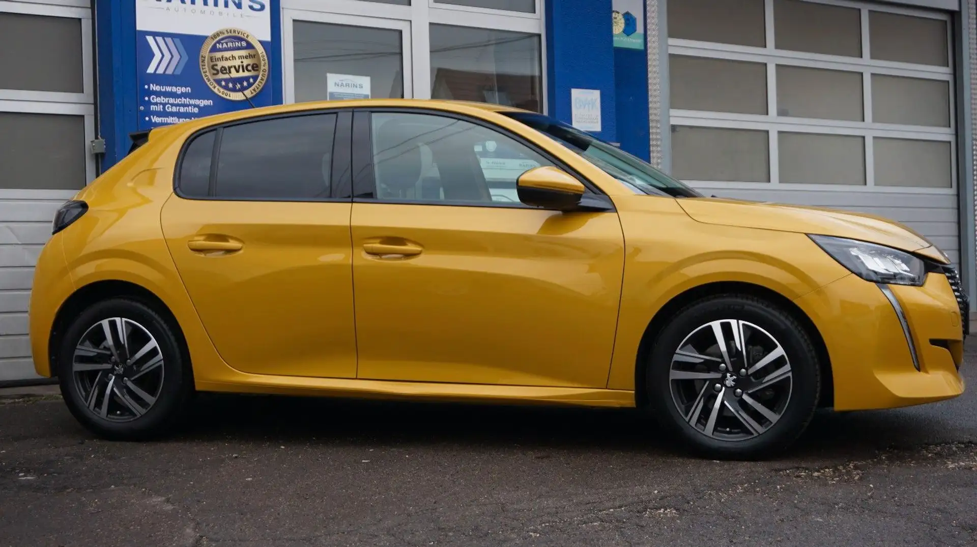 Peugeot 208 Allure Pack Navi Klima Teilleder Kamera - 2