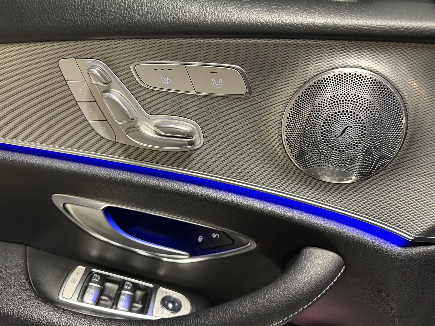 Mercedes-Benz E 200 Premium Plus Estate Grijs - 1