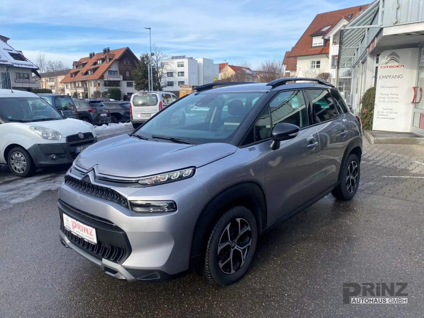 Citroen C3 Aircross Plus 110 PS/1.Hand/Navi/Einparkhilfe Silber - 2