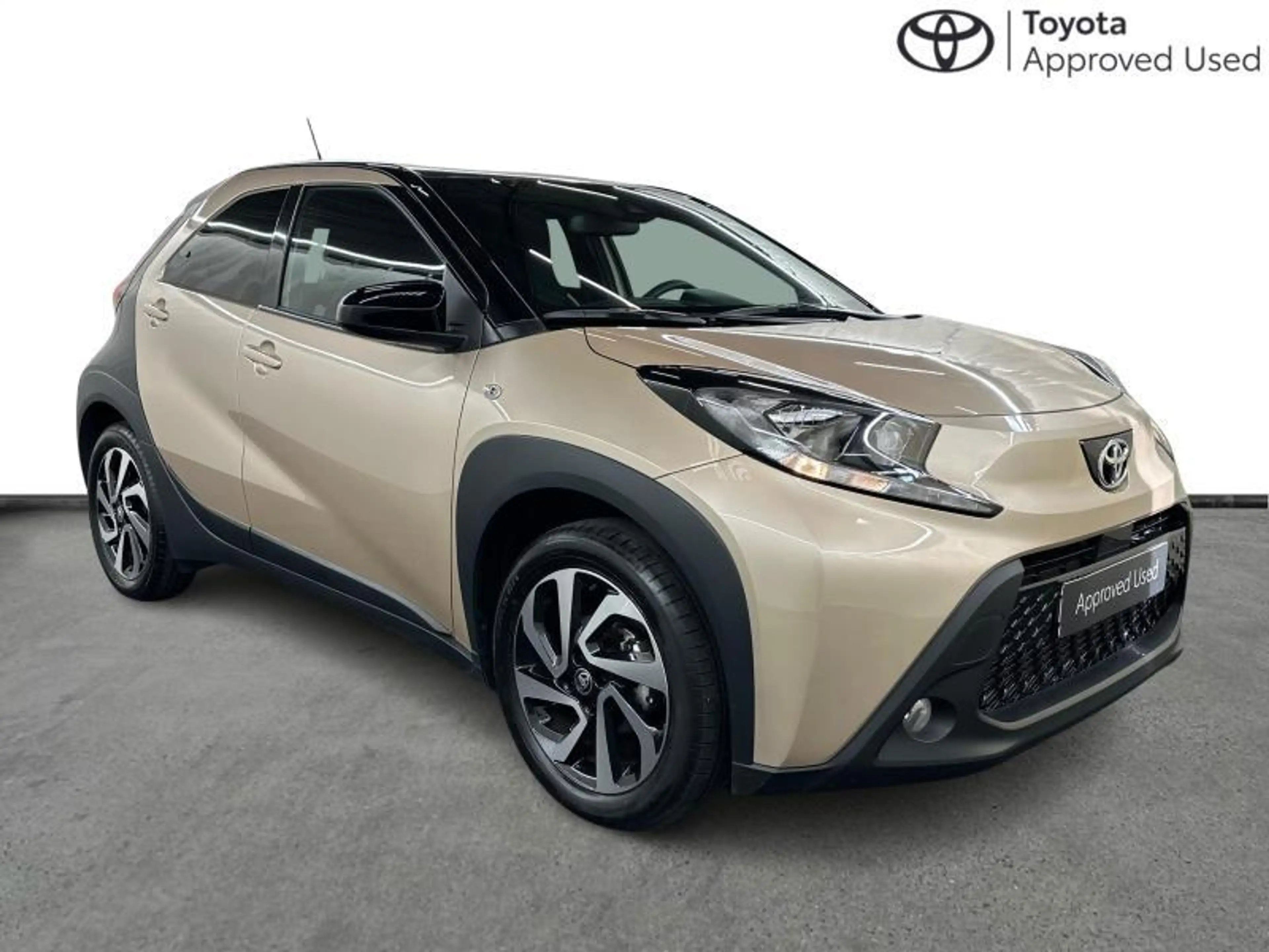 Toyota Aygo X AT Pulse | carplay | camera — photo 18