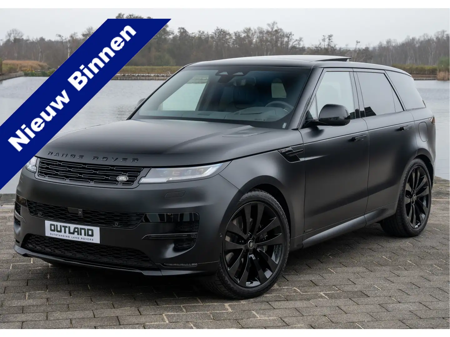 Land Rover Range Rover Sport P460e Dynamic HSE | Satin Black Xpel | 23" | Soft Zwart - 1