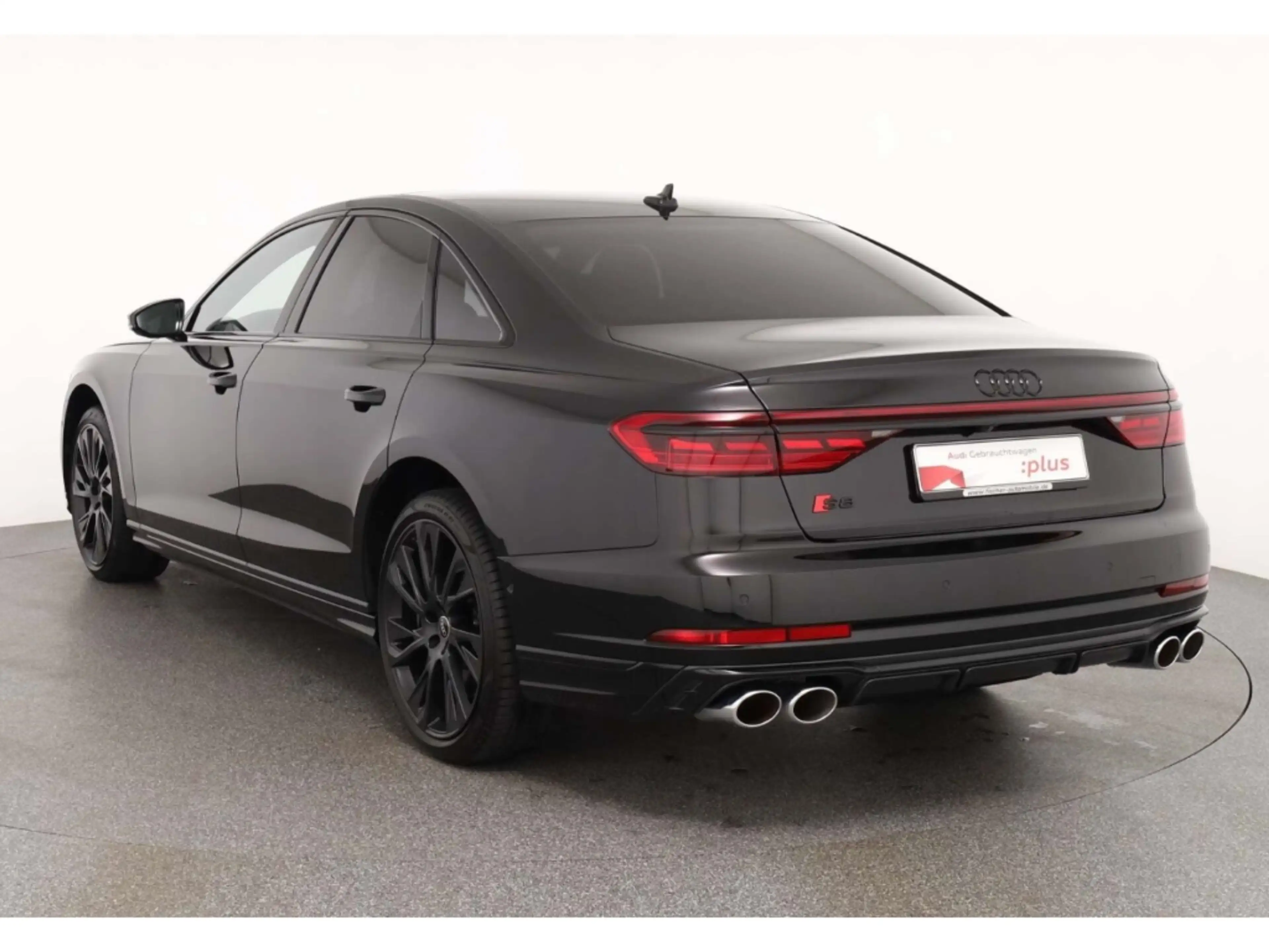 Audi S8 TFSI quattro — photo 4