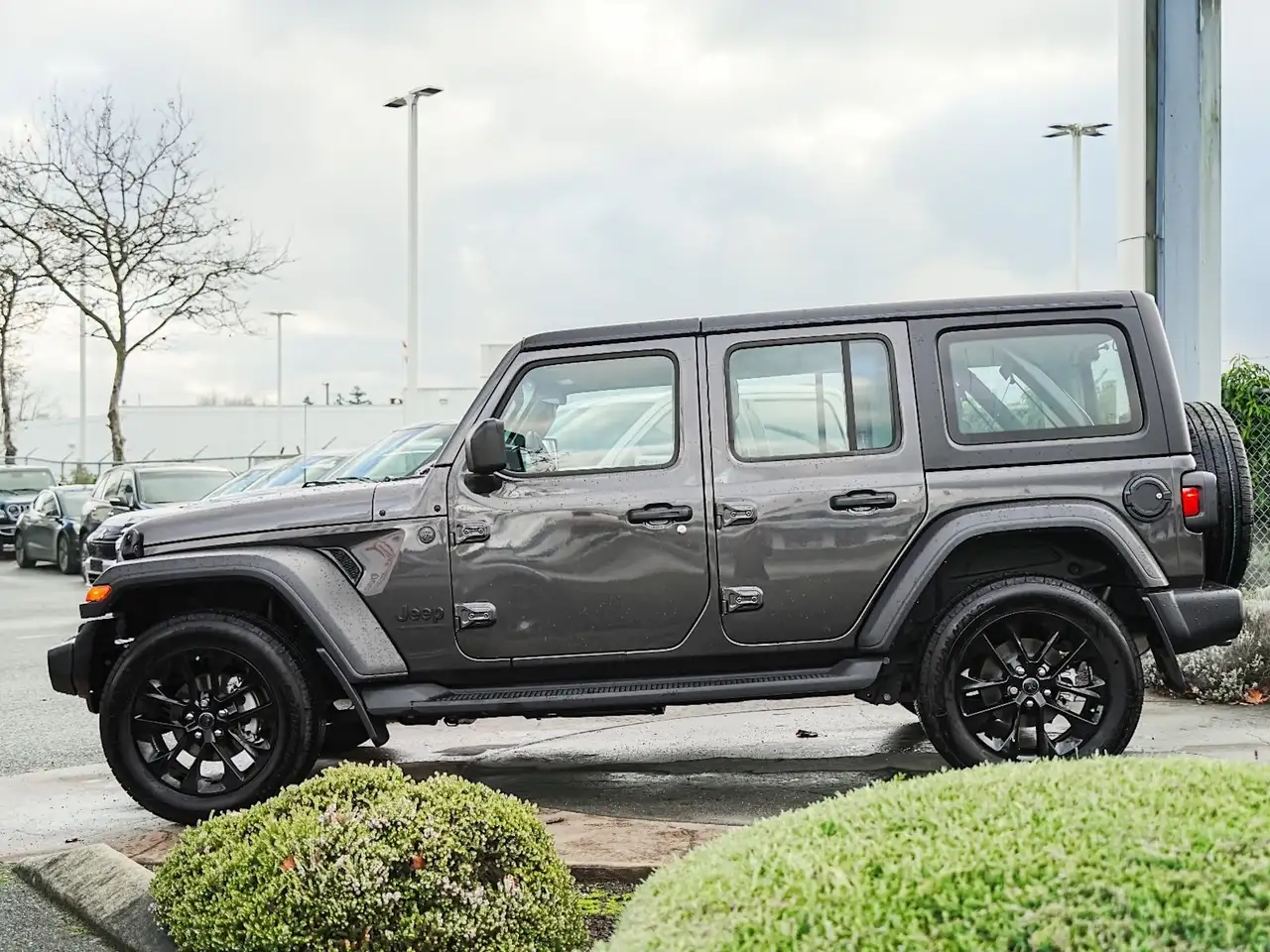 Jeep Wrangler снимка Jeep Wrangler