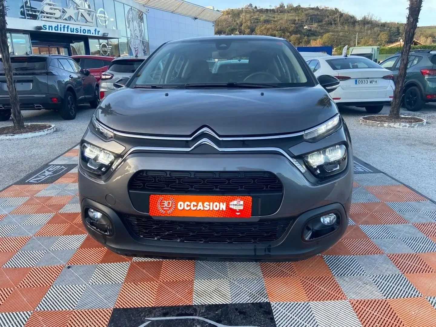 Citroen C3 BlueHDi 100 BV6 PLUS Noir - 2