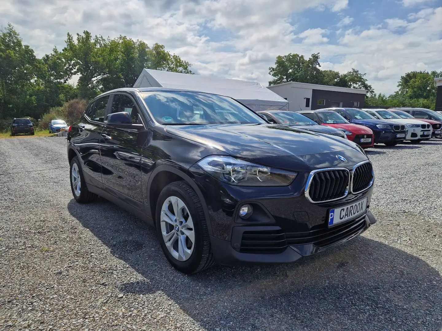 BMW X2 sDrive 18d Advantage Leder 1.Hand 8-fach Black - 2