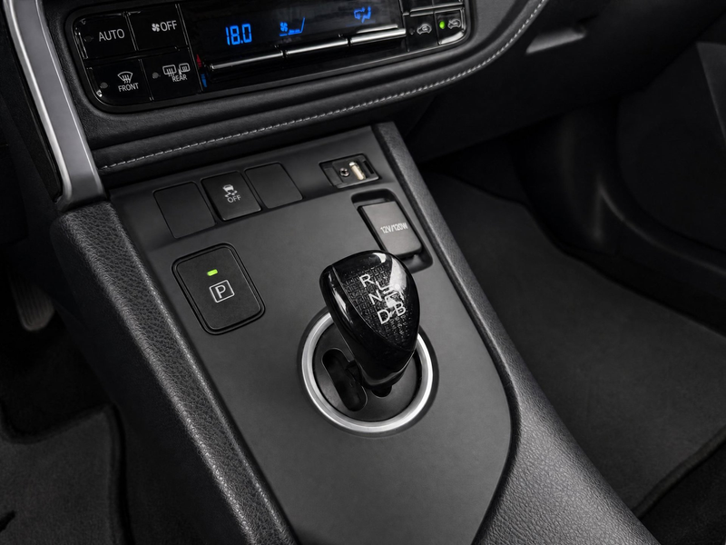 Toyota Auris 1.8 Hybrid Aspiration Go |Camera|NAP| — photo 12
