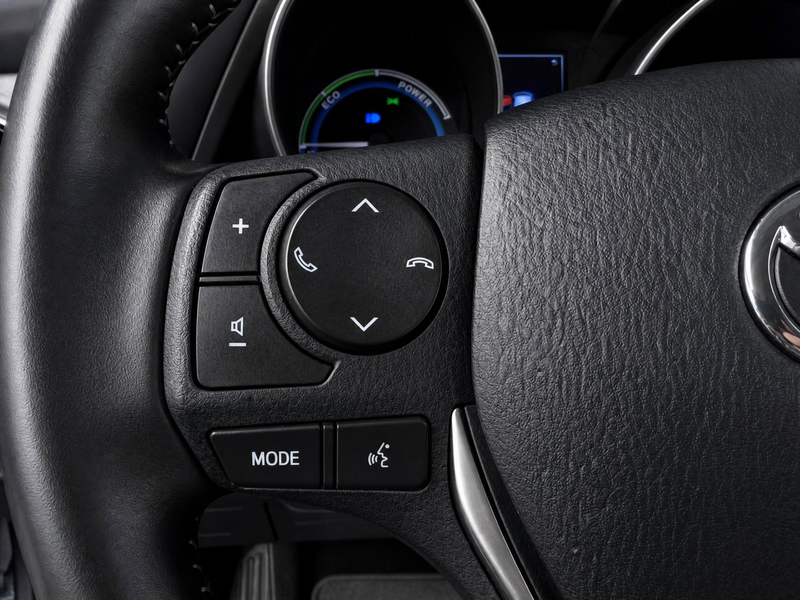 Toyota Auris 1.8 Hybrid Aspiration Go |Camera|NAP| — photo 9