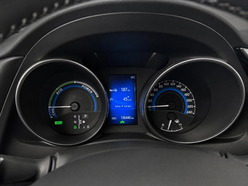Toyota Auris 1.8 Hybrid Aspiration Go |Camera|NAP| — photo 8