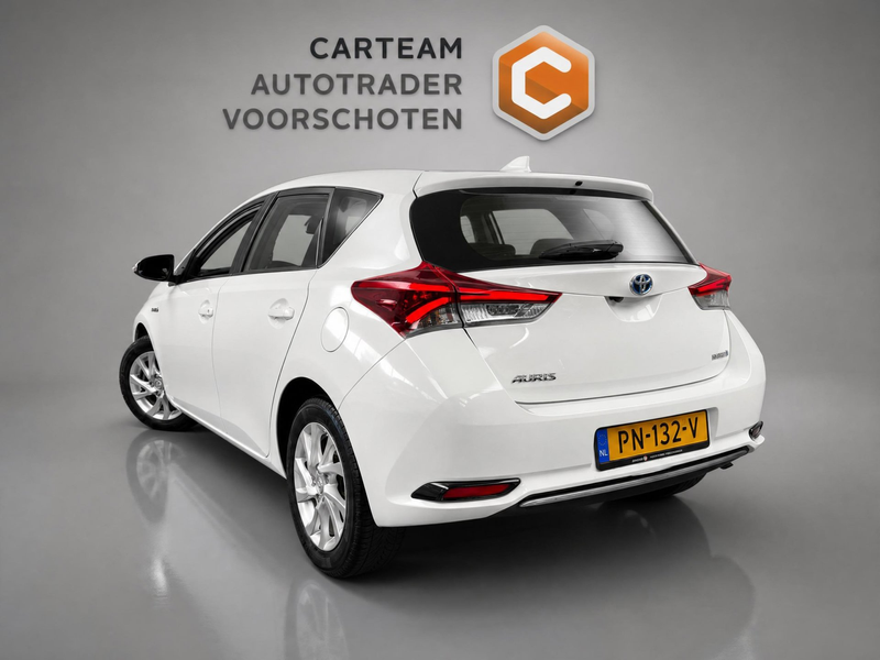 Toyota Auris 1.8 Hybrid Aspiration Go |Camera|NAP| — photo 7
