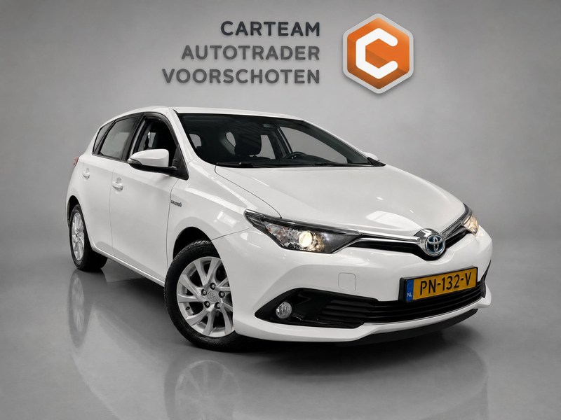 Toyota Auris 1.8 Hybrid Aspiration Go |Camera|NAP| — photo 6