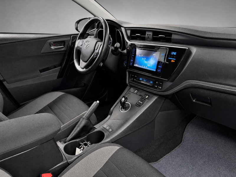 Toyota Auris 1.8 Hybrid Aspiration Go |Camera|NAP| — photo 15