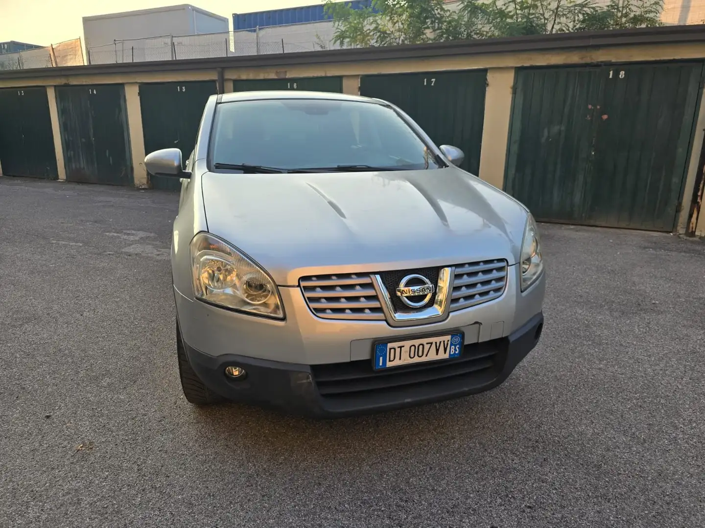 Nissan Qashqai+2 1.6 Grigio - 1