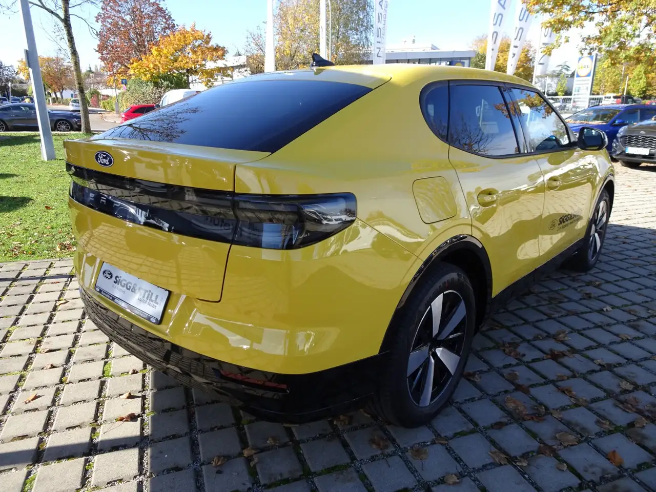 Ford Capri ELEKTRO Extended Range RWD NAV*360*IACC*HUD 6