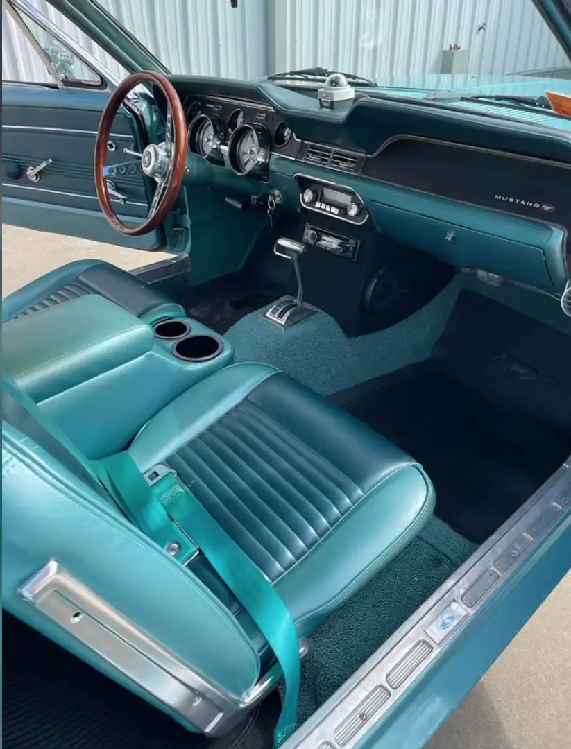 Ford Mustang Coupé Hardtop Bleu - 2