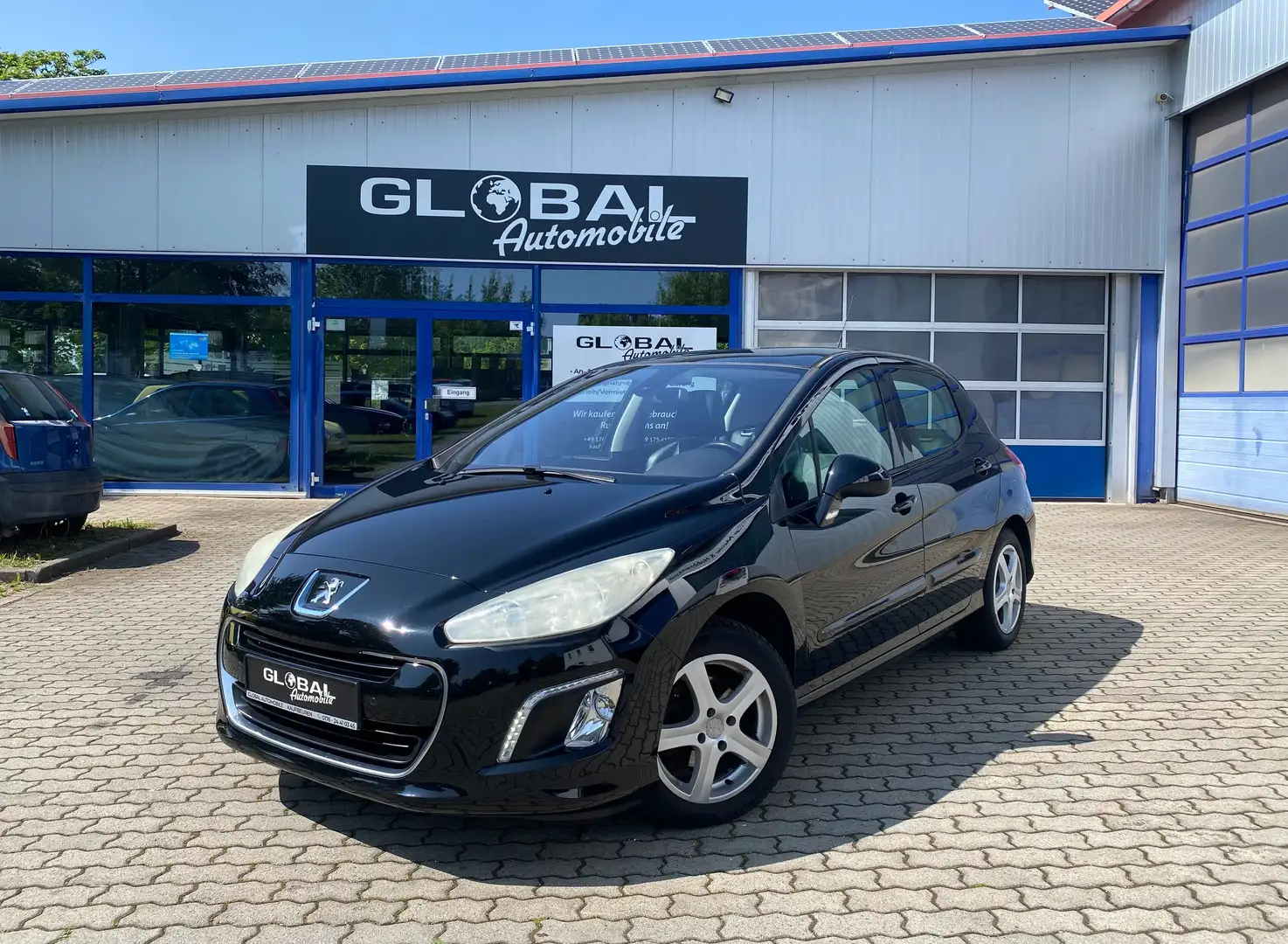 Peugeot 308 120 VTi Premium*PANO*LED*PDC*TEILLEDER*SHZ* Schwarz - 1