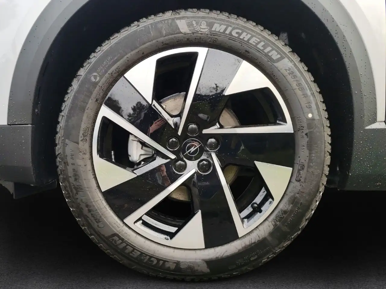 Opel Grandland Edition 1.2 48V-Mild-Hybrid 145PS Allwetter Navi L 9