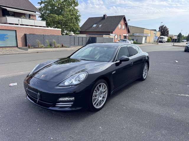 Porsche Panamera 4 S