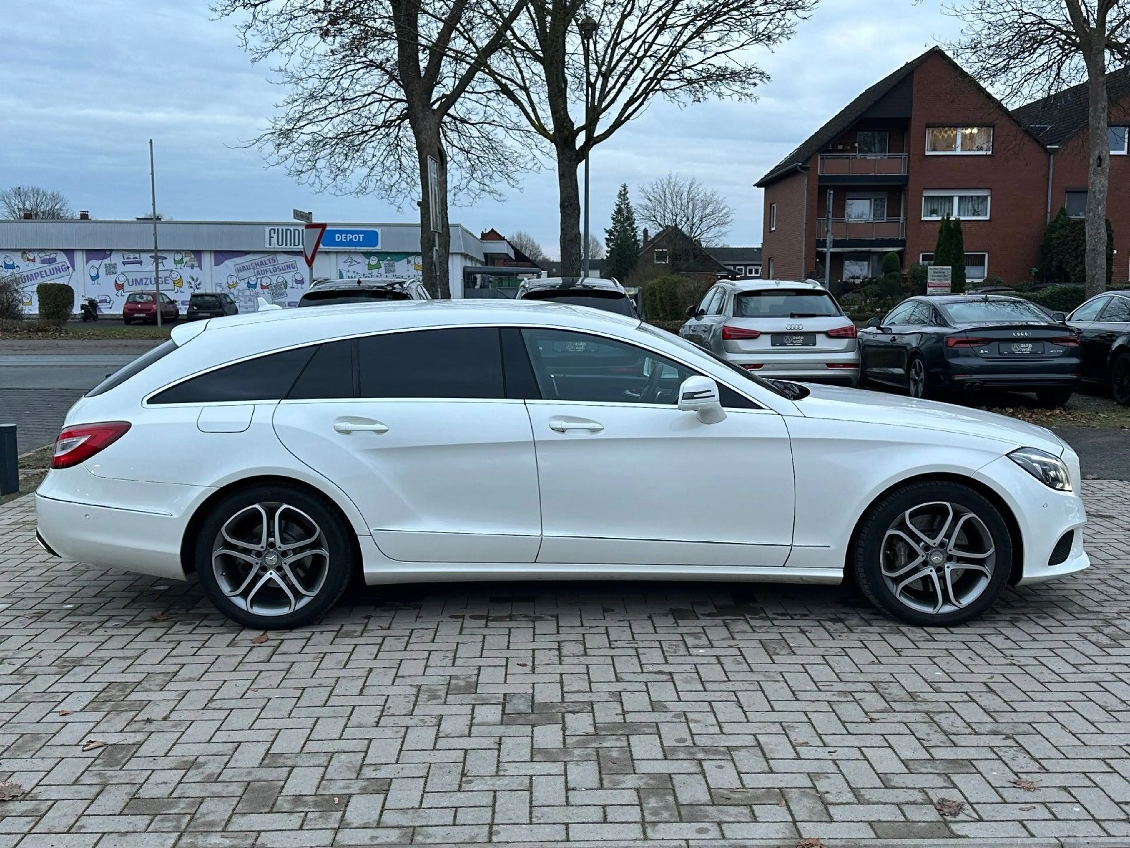 Mercedes-Benz CLS SB CLS 350 d 4Matic, TÜV neu, Serivce neu — photo 6