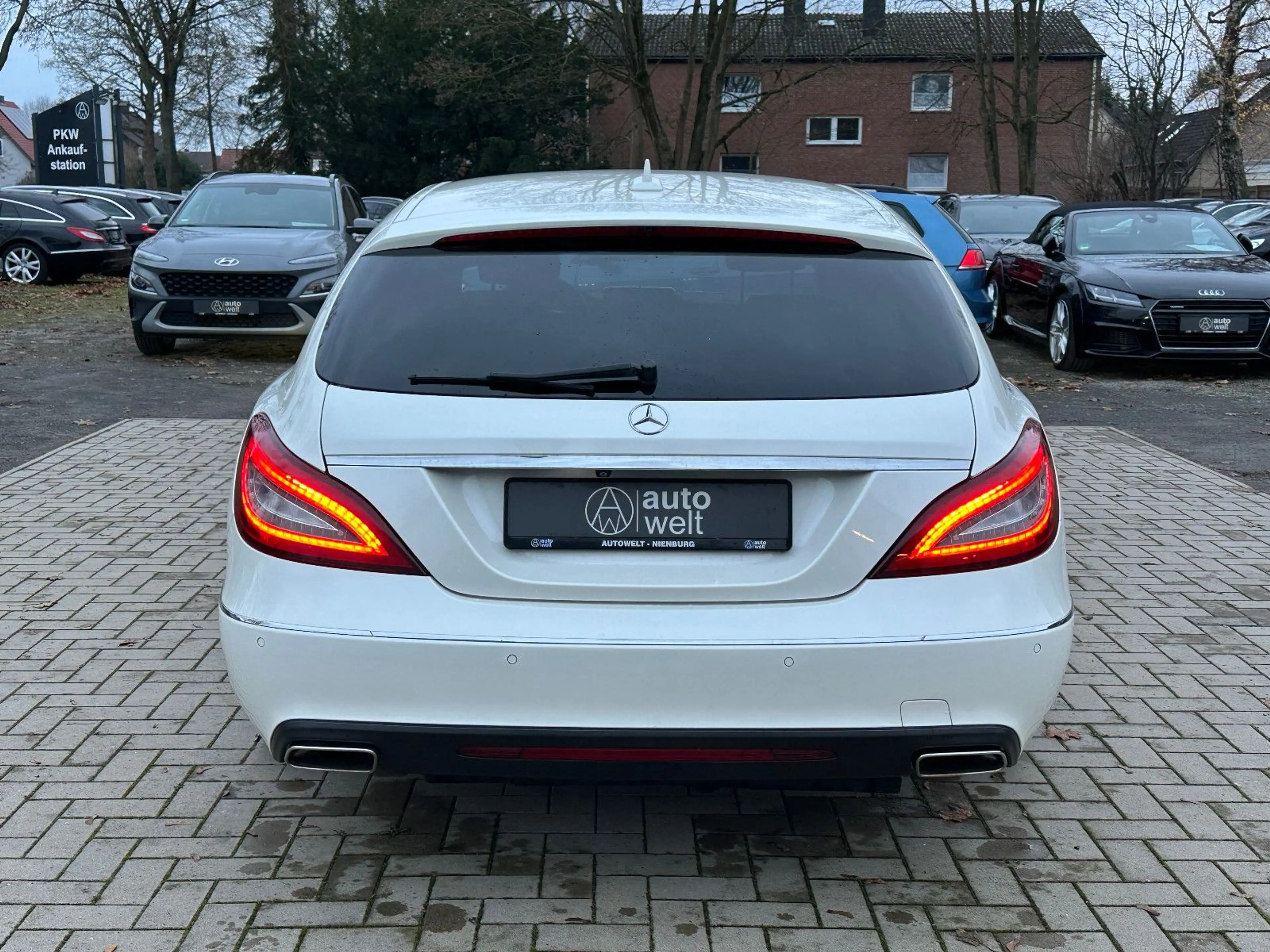 Mercedes-Benz CLS SB CLS 350 d 4Matic, TÜV neu, Serivce neu — photo 4
