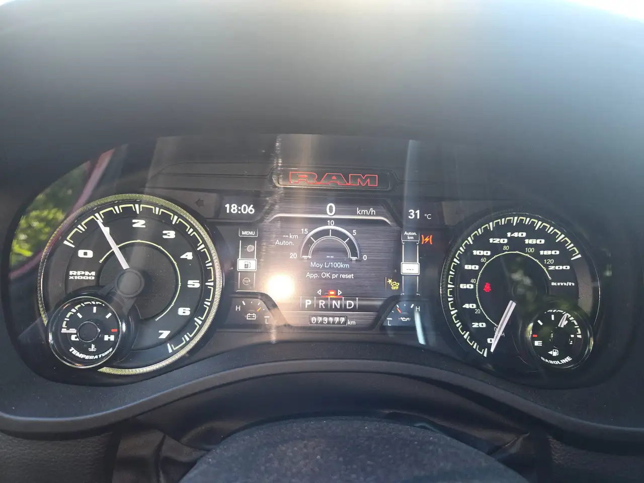 RAM 1500 снимка RAM 1500